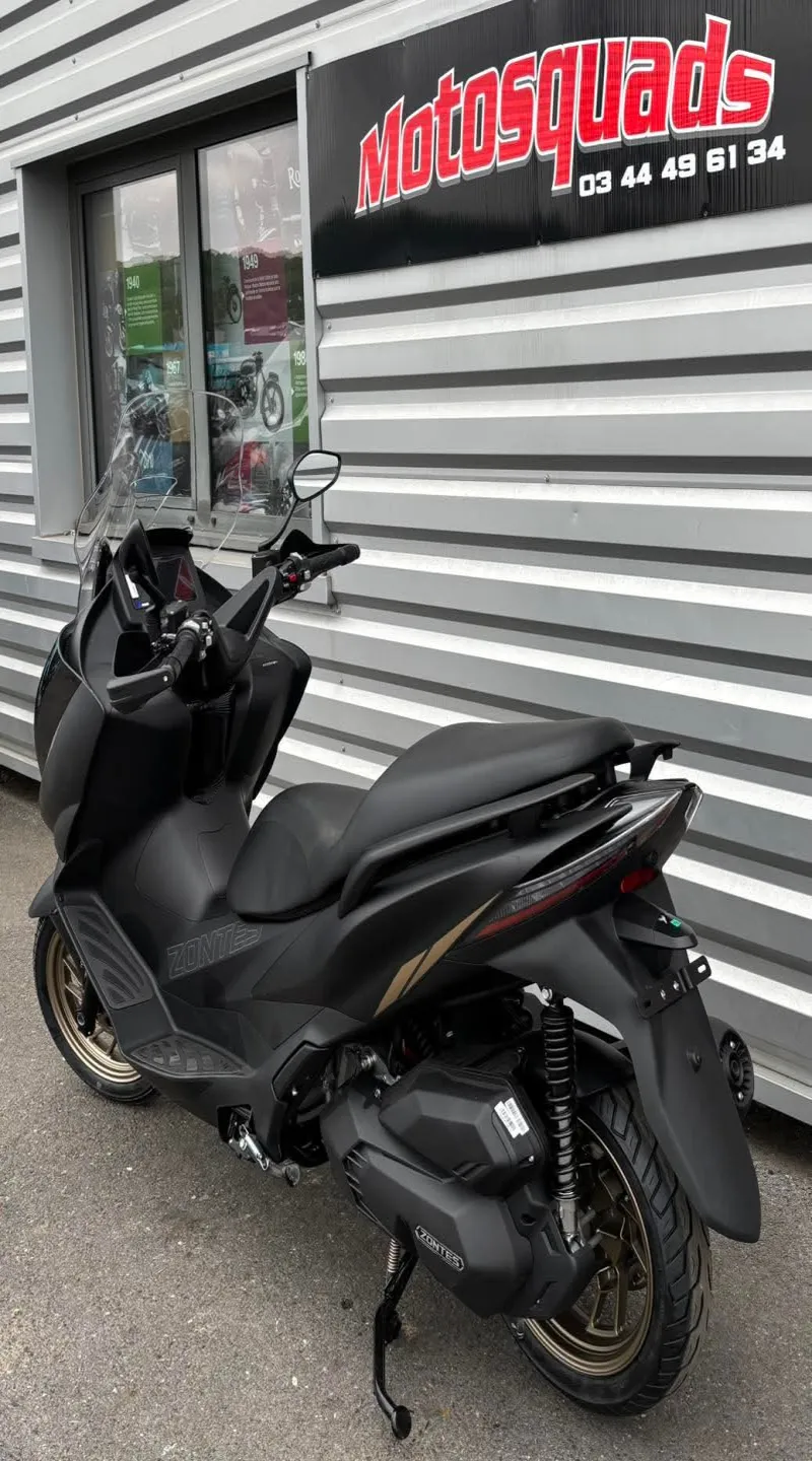Vente de scooters neuves 