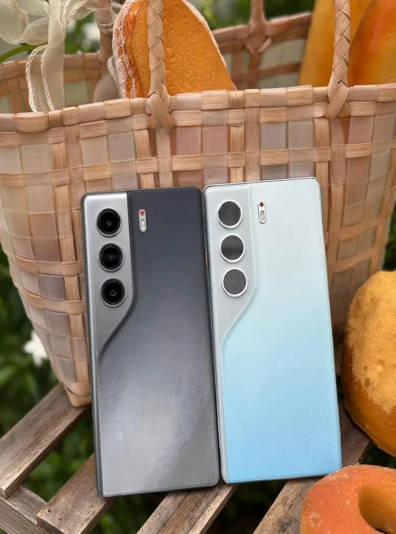 Techno camon 40 pro 
