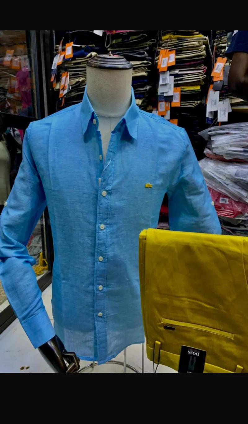 Image 2 de de l'entr... Enregistrer Fabrice shop est une boutique en ligne spécialisée dans la vente des vêtements de mode homme et femme. Et enfants Nous faisons également dans l'achat et la vente des marchandises en gros en Chine. Livraison possible dans toutes le