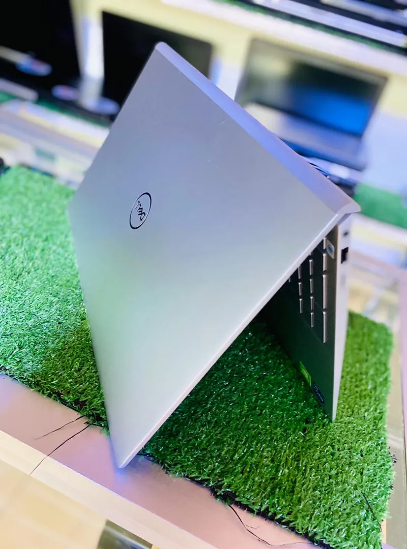 Image 3 de Vends ordinateurs et tout accessoires électronique 