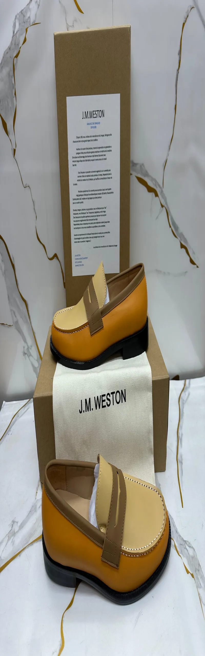 Image 2 de J.M WESTON  DE PARIS 🔥🔥    SIZE:  39 / 46     Avec carton 📦    PRIX : 45 000fcfa✅✅