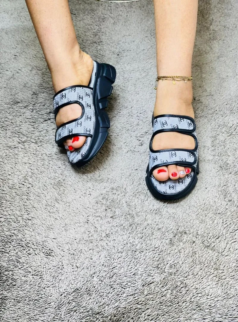 Vente des chaussures femmes 