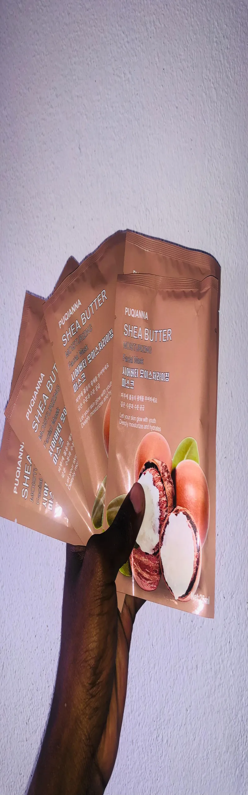 Image 3 de Vends les masques faciaux pour une hydratation de la peau et l'enrichissement de celle ci en collagène 