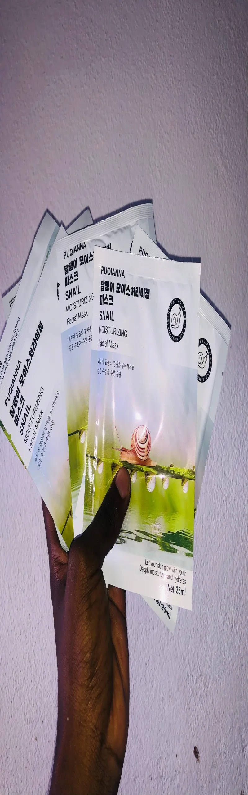 Image 4 de Vends les masques faciaux pour une hydratation de la peau et l'enrichissement de celle ci en collagène 
