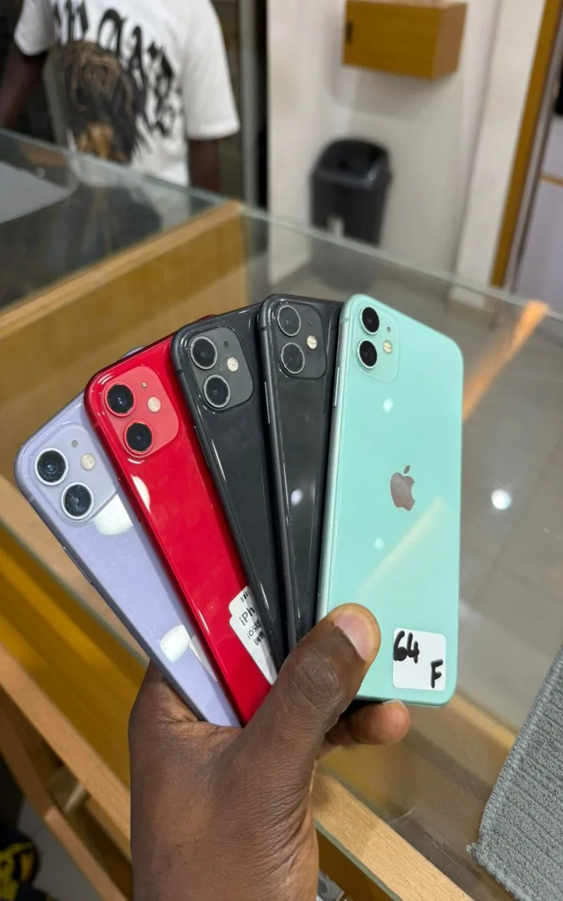Image 4 de iPhone 11 64 giga 