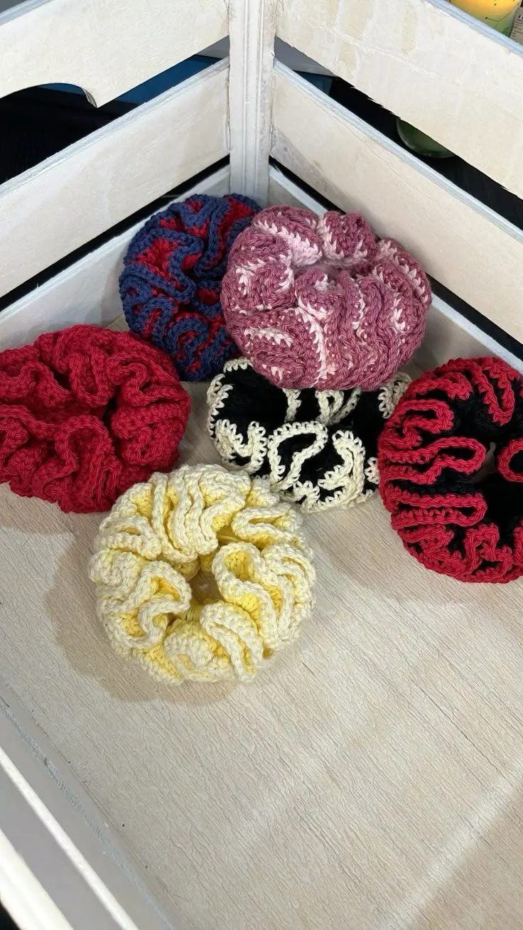 Image 2 de Scrunchies tricoté