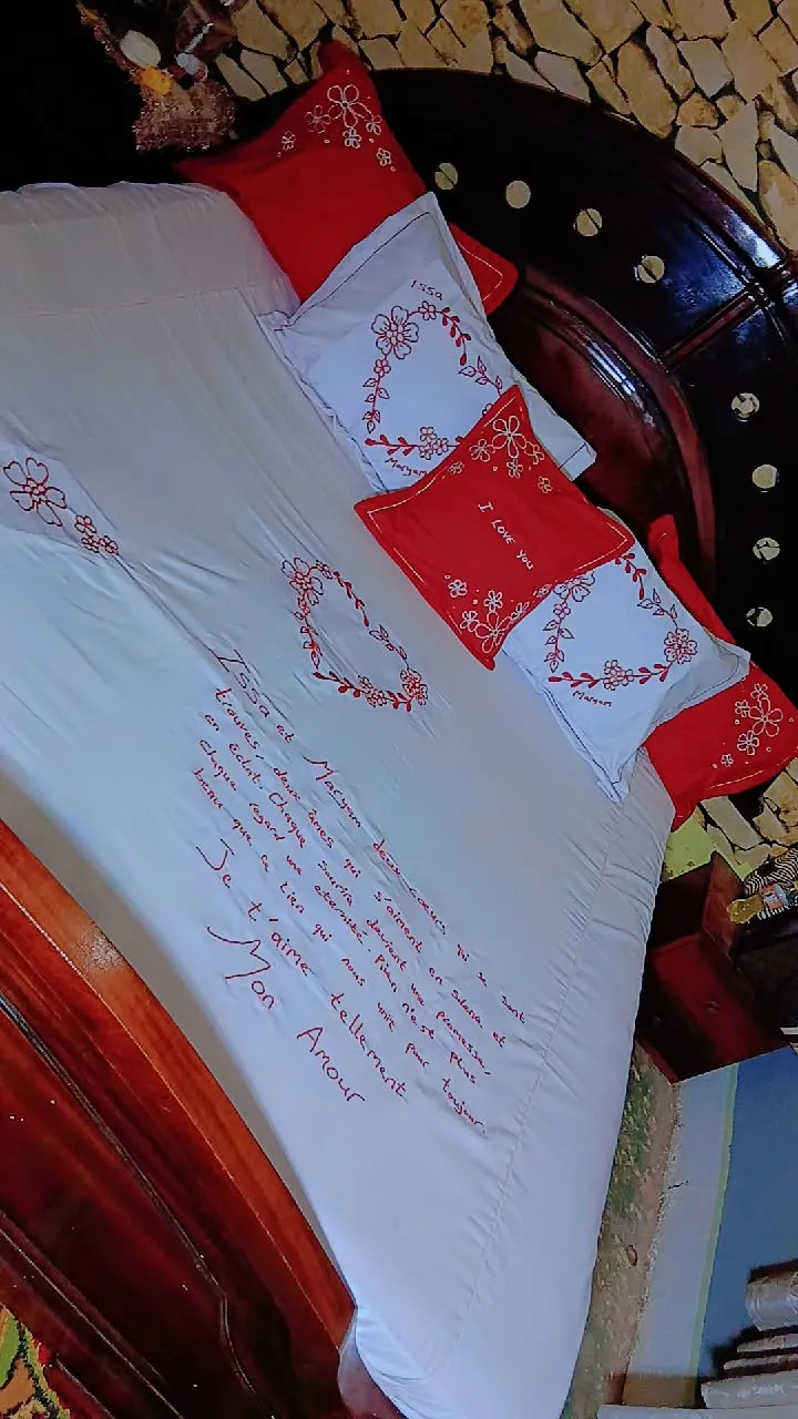 Image 1 de Vends draps brodé