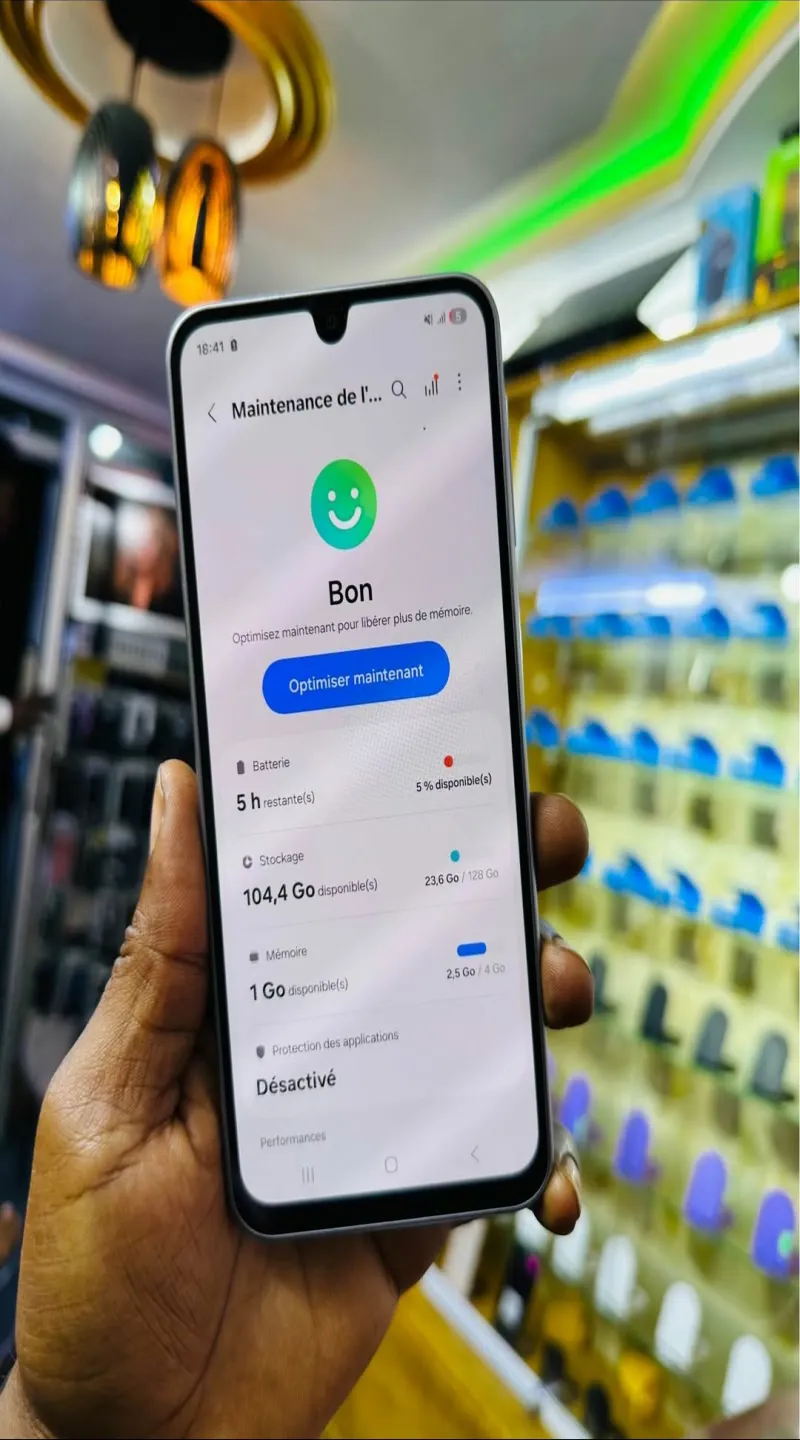 Image 1 de Vends Samsung A17 5g excellent état boutique.