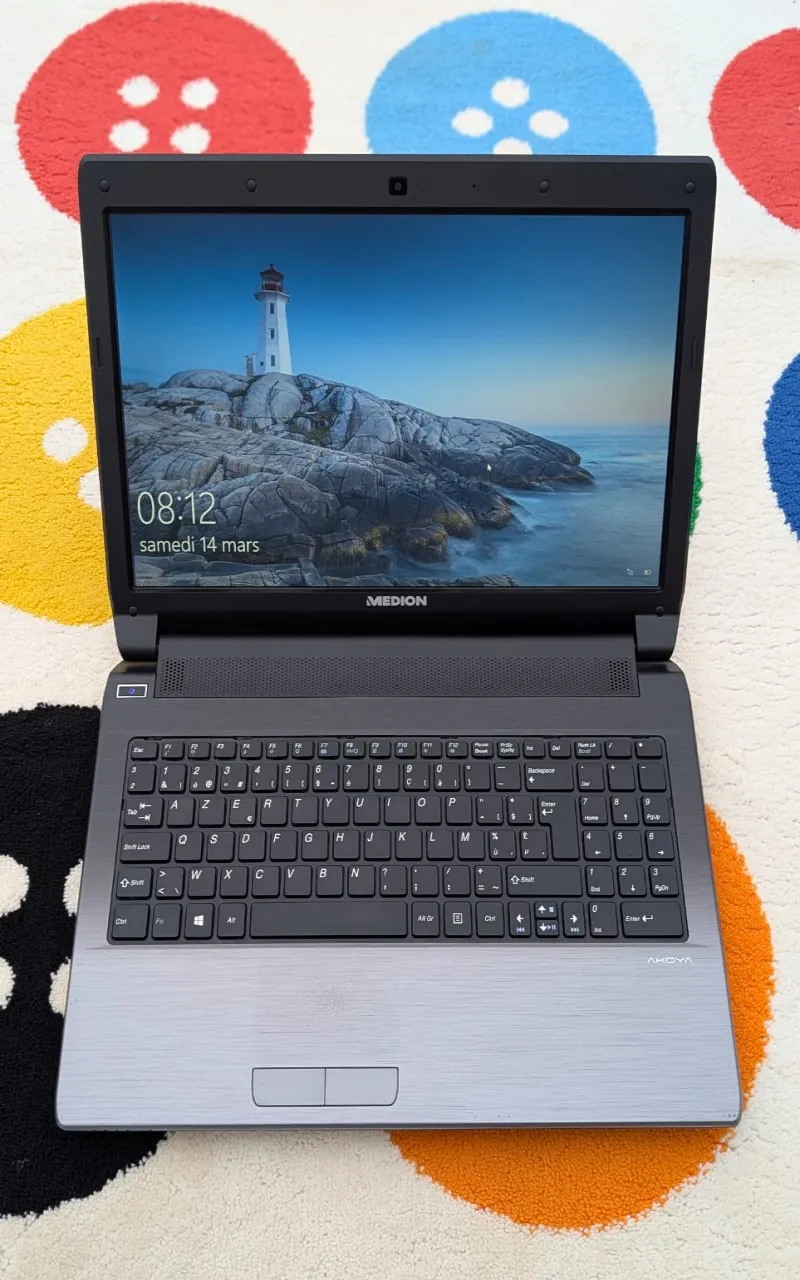 Image 2 de Laptop core i3 1giga dédié NVIDIA 