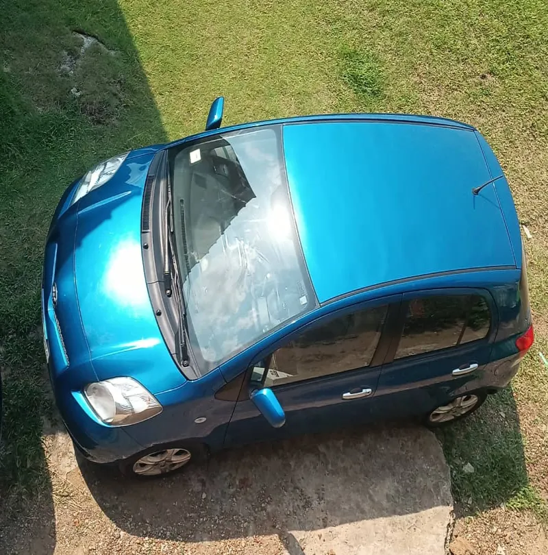 Image 3 de Vends voiture Yaris en très bonne état 