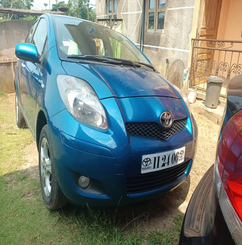 Image 4 de Vends voiture Yaris en très bonne état 