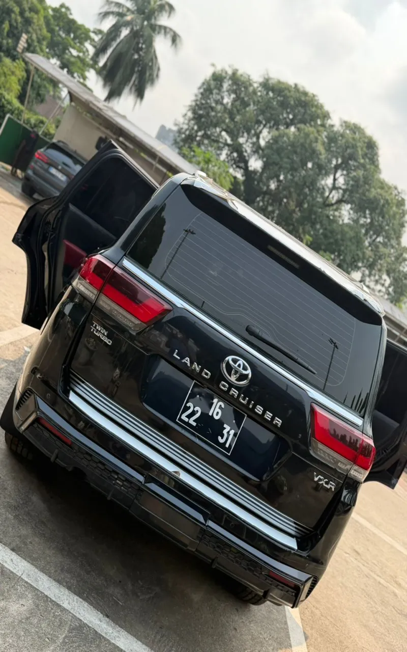 Image 5 de TOYOTA LANDCRUISER VXR ANNÉE 2024 TWIN TURBO À VENDRE DOUALA 