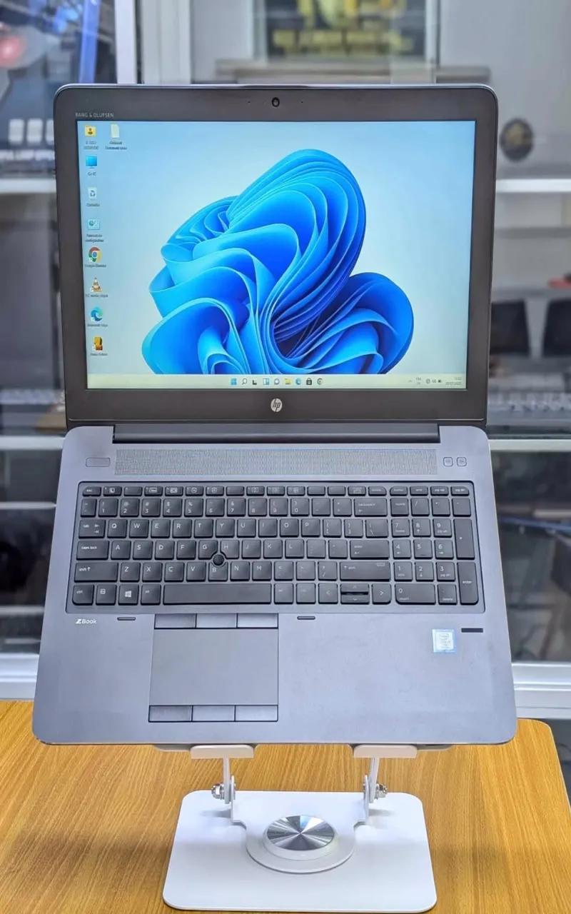 Image 1 de Hp Zbook G15
